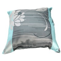 Coussin bleu et gris motif feuilles