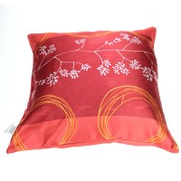 Coussin rouge motif fleurs